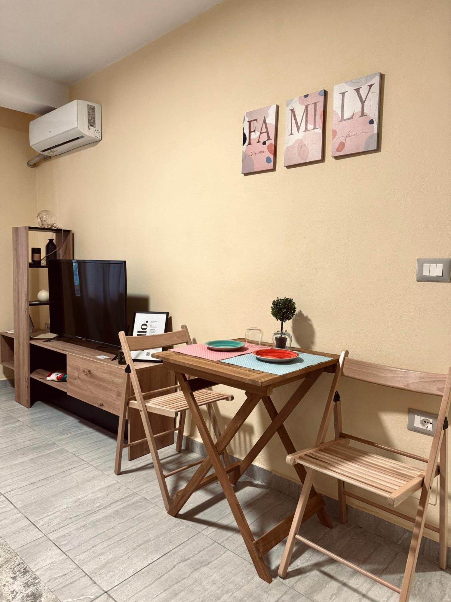 Urban Apartment In Blloku ティラナ エクステリア 写真