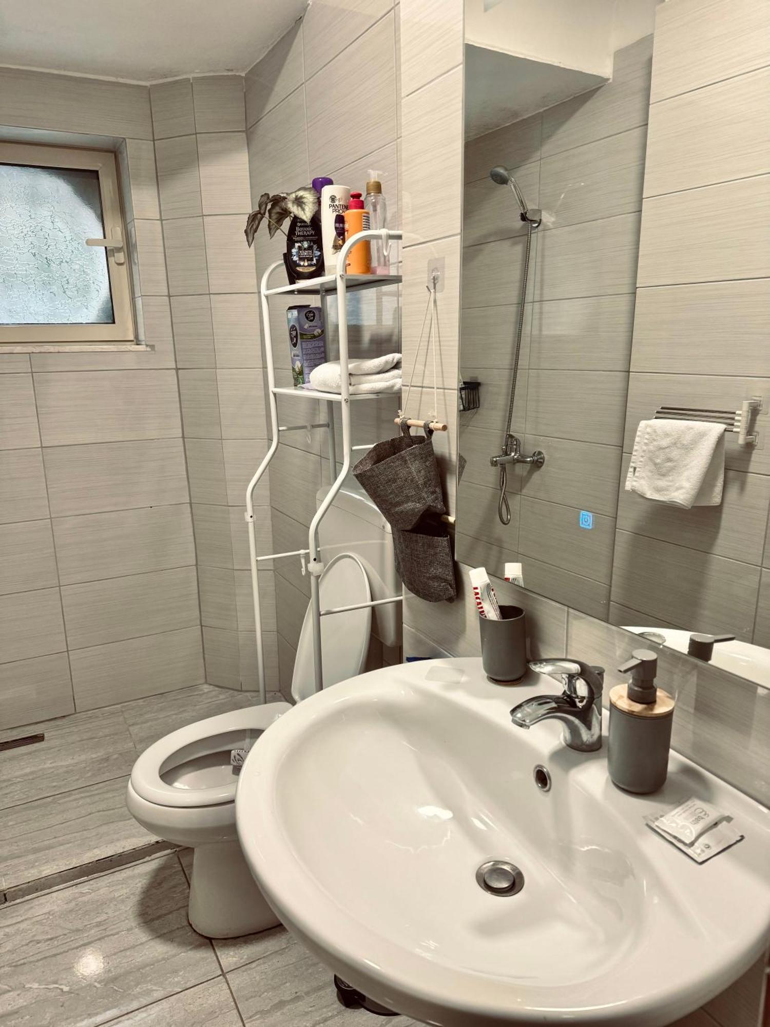 Urban Apartment In Blloku ティラナ エクステリア 写真